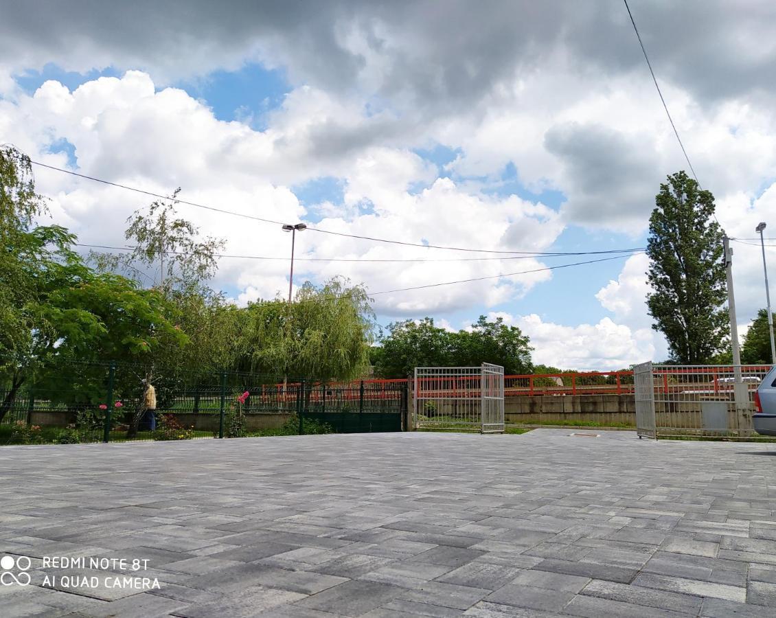 Villa Ponte Pančevo Exteriér fotografie